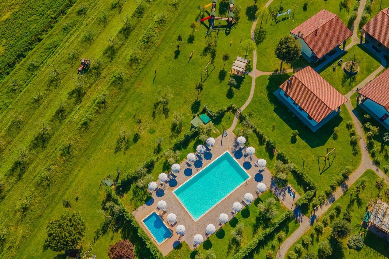 פופולוניה Agriturismo Gli Etruschi מראה חיצוני תמונה